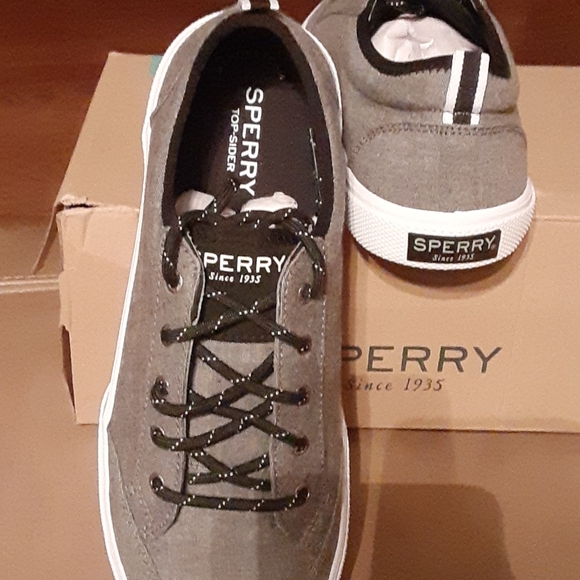 sperry top sider tennis shoes